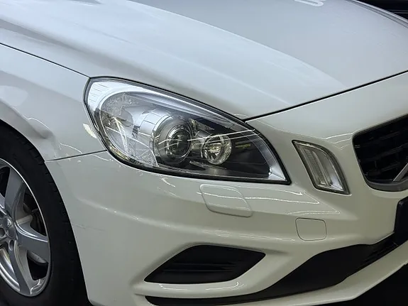 Volvo V60 2013 photo 4