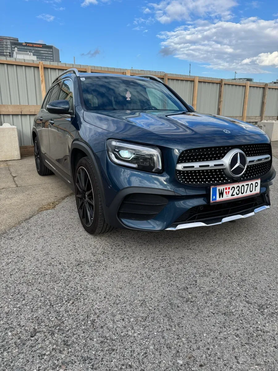 Mercedes-Benz Glb