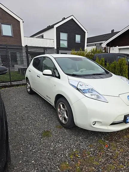 Nissan Leaf 2013 photo 4