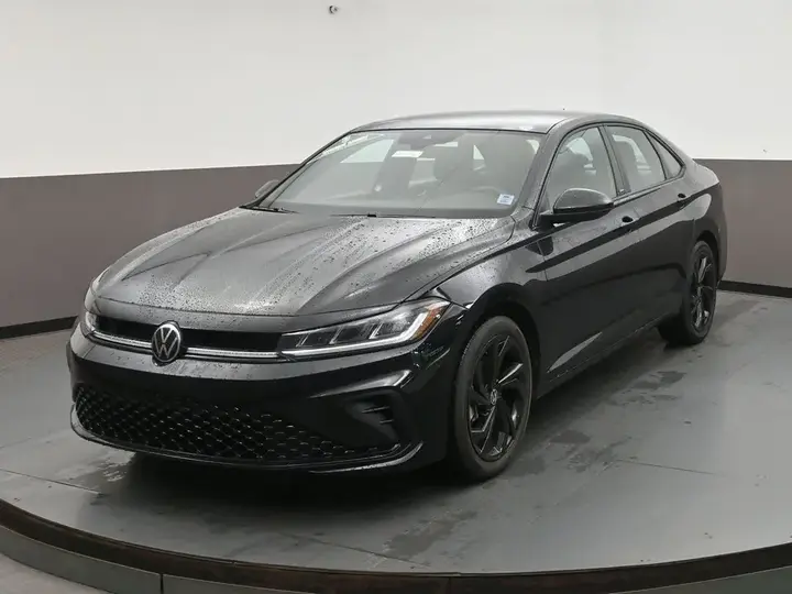 Volkswagen Jetta 2026 photo 3