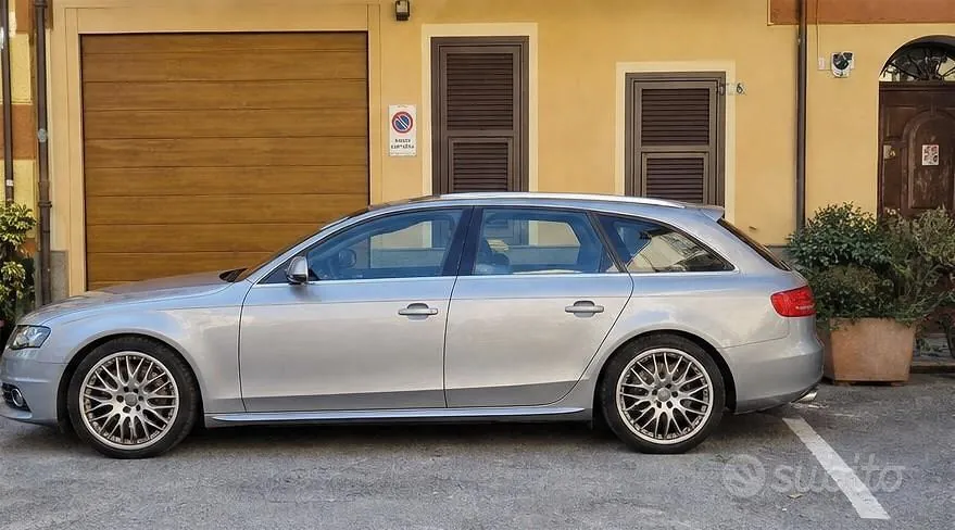 Audi A4 Avant 2010 photo 5