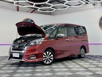 Nissan Serena 2016 photo 4
