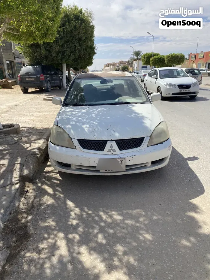 Mitsubishi Lancer 2010 photo 2