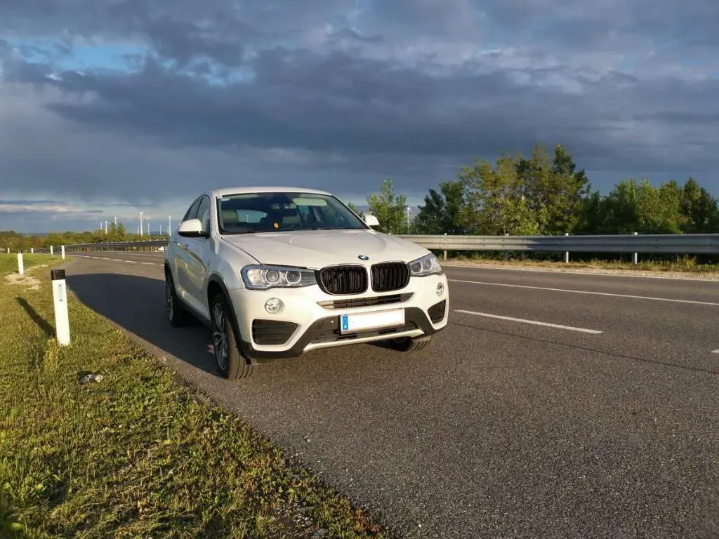 BMW X4 2015 photo 2