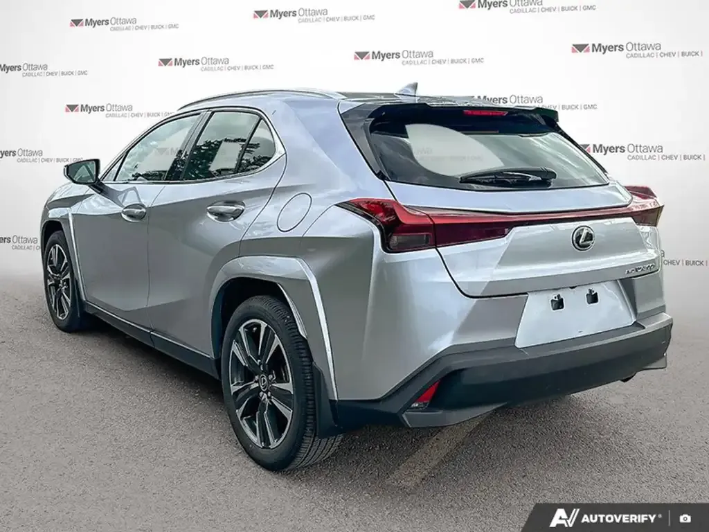 Lexus Ux 2025 photo 4