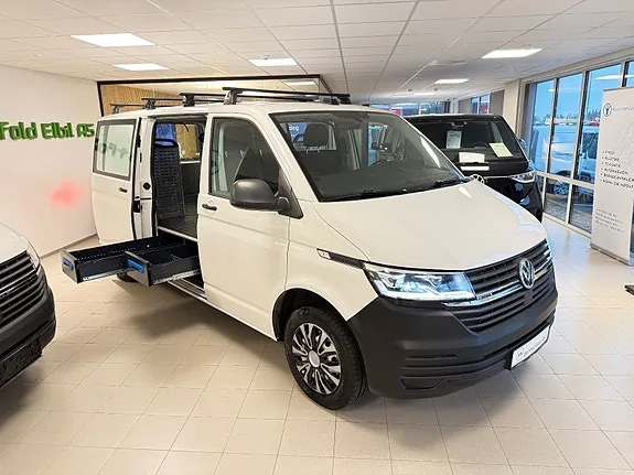 Volkswagen Transporter 2021 photo 2