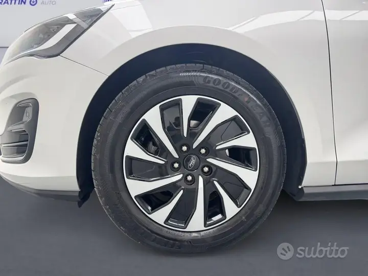 Ford Focus 2025 photo 5