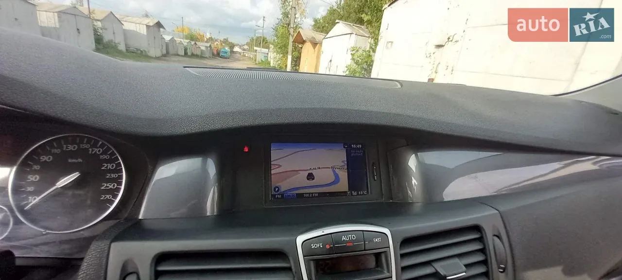 Renault Laguna 2009 photo 4