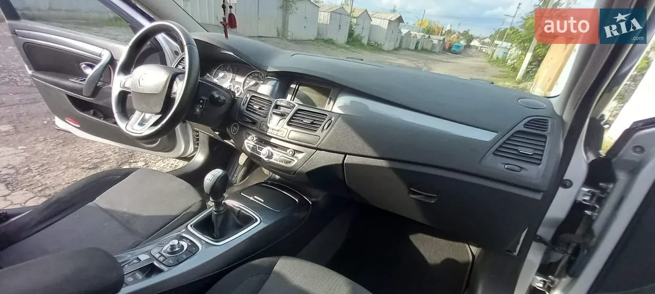 Renault Laguna 2009 photo 5