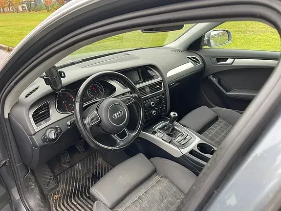 Audi A4 2013 photo 5