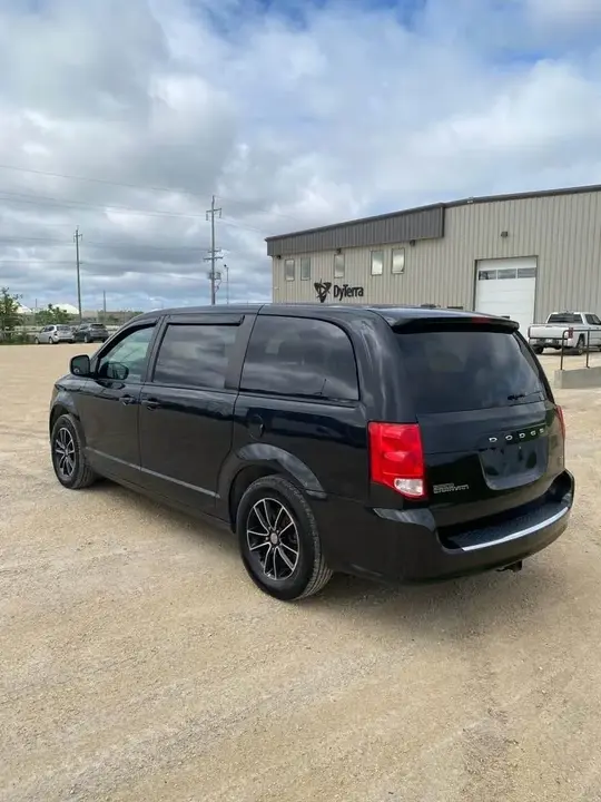 Dodge Grand Caravan 2018 photo 5
