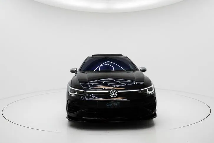 Volkswagen Golf 2021 photo 2