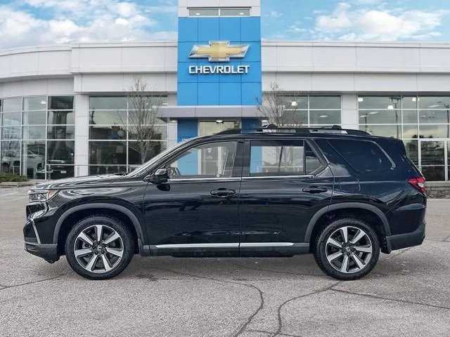 Honda Pilot 2023 photo 2
