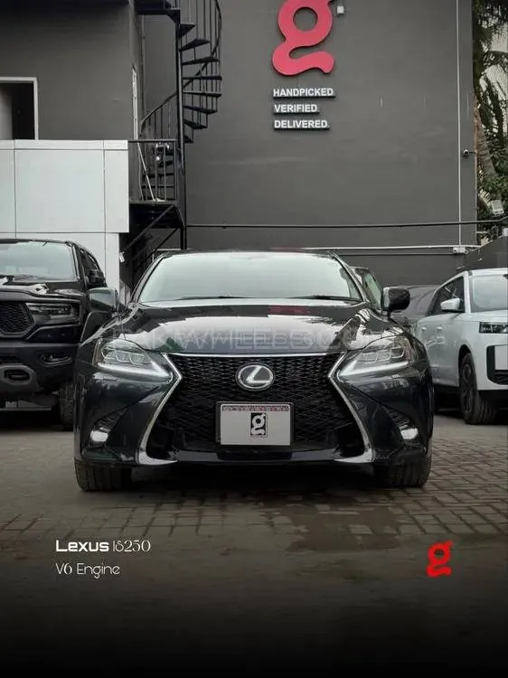 Lexus Is