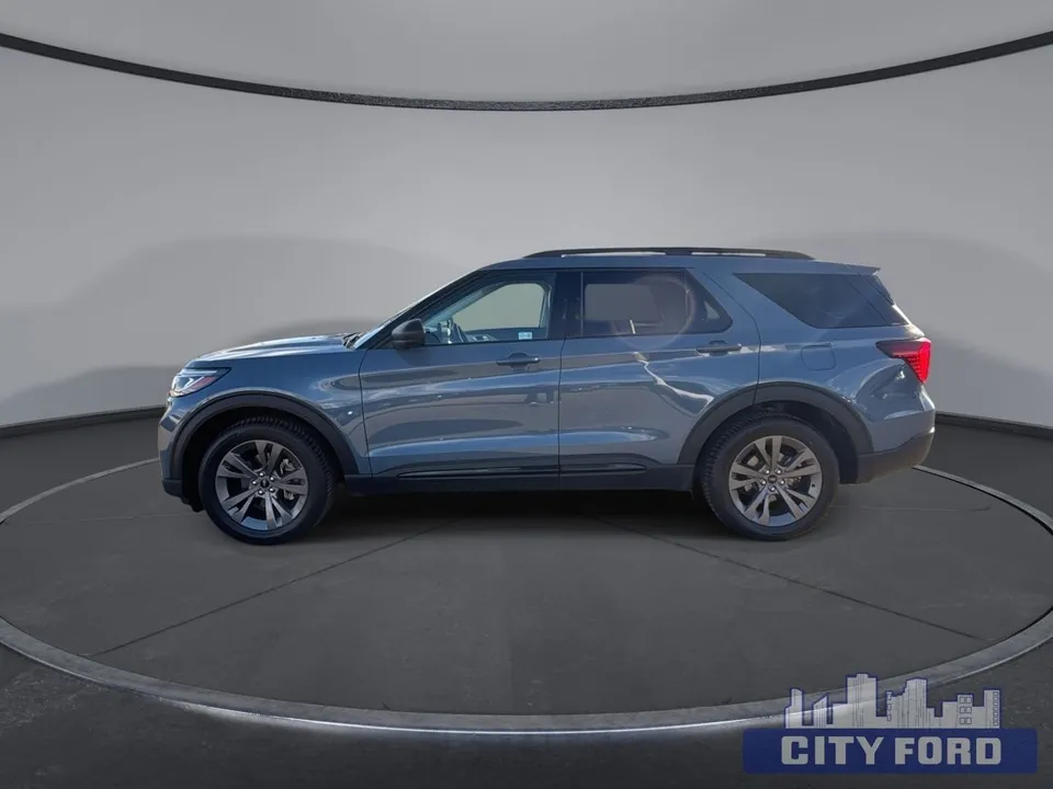 Ford Explorer 2026 photo 5