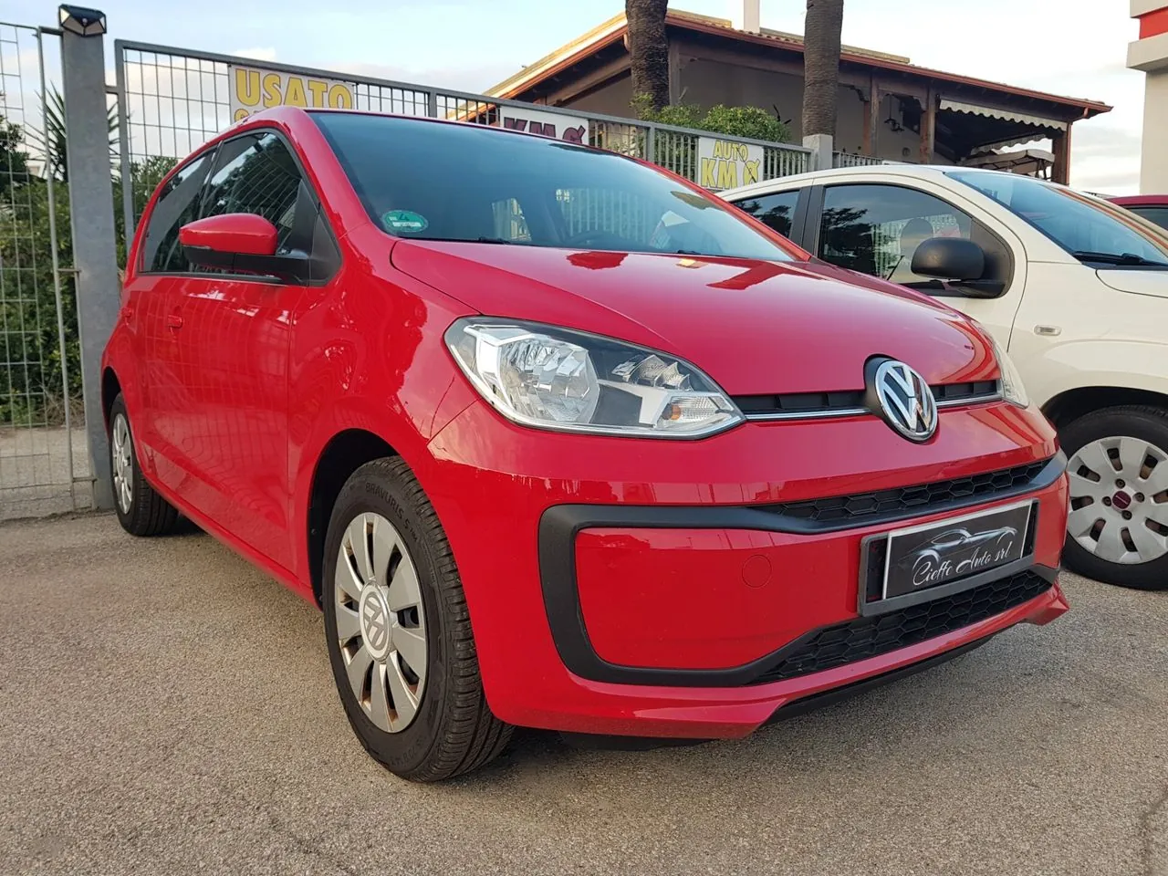Volkswagen Up 2016 photo 3
