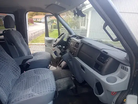 Ford Transit 2009 photo 3