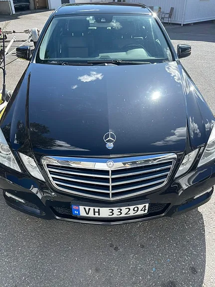 Mercedes-Benz E-Class 2010 photo 5