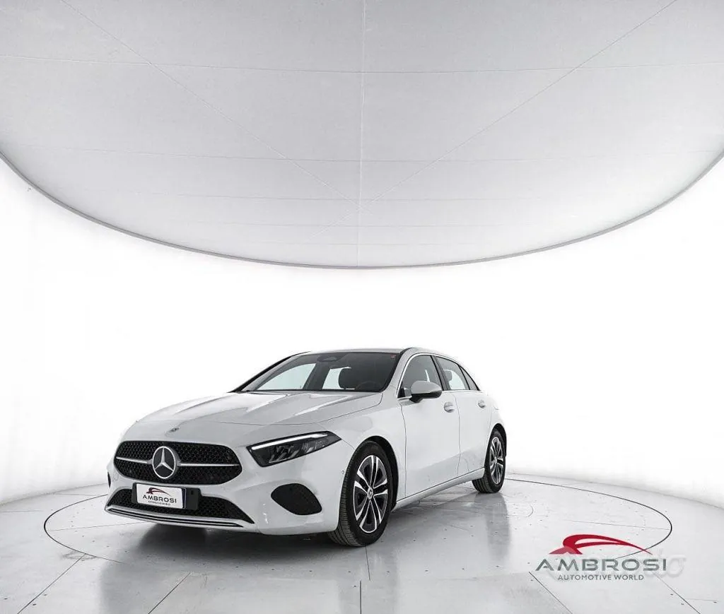 Mercedes-Benz A 200