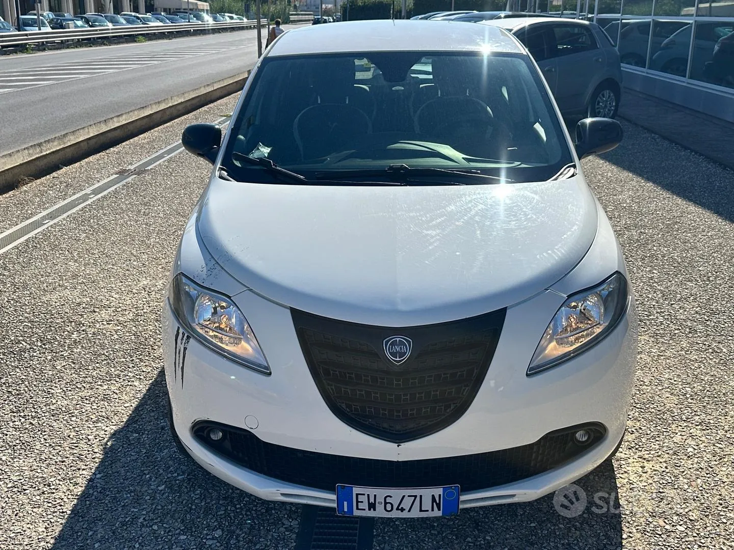 Lancia Ypsilon 2014 photo 2
