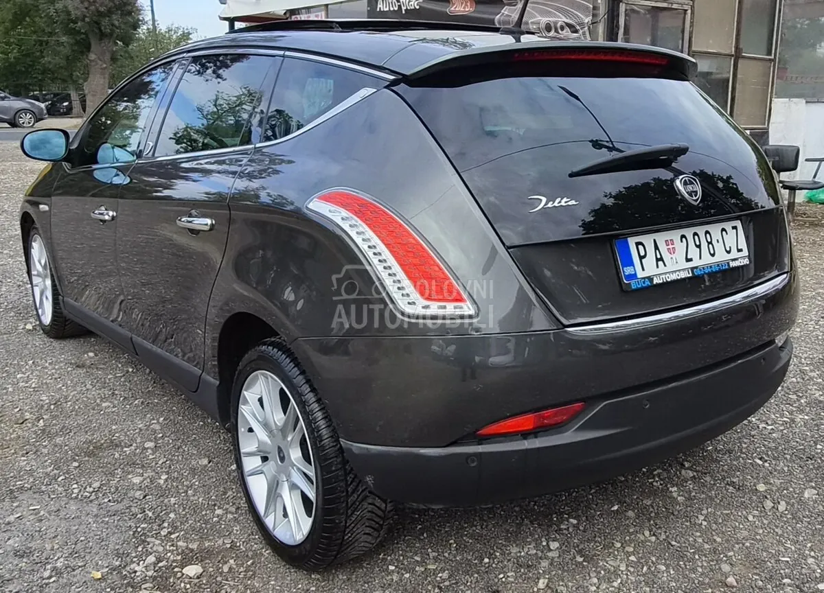 Lancia Delta 2009 photo 4
