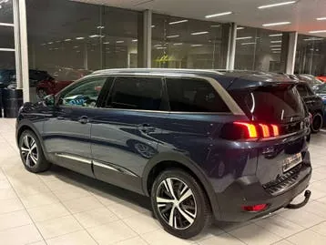 Peugeot 5008 2018 photo 2