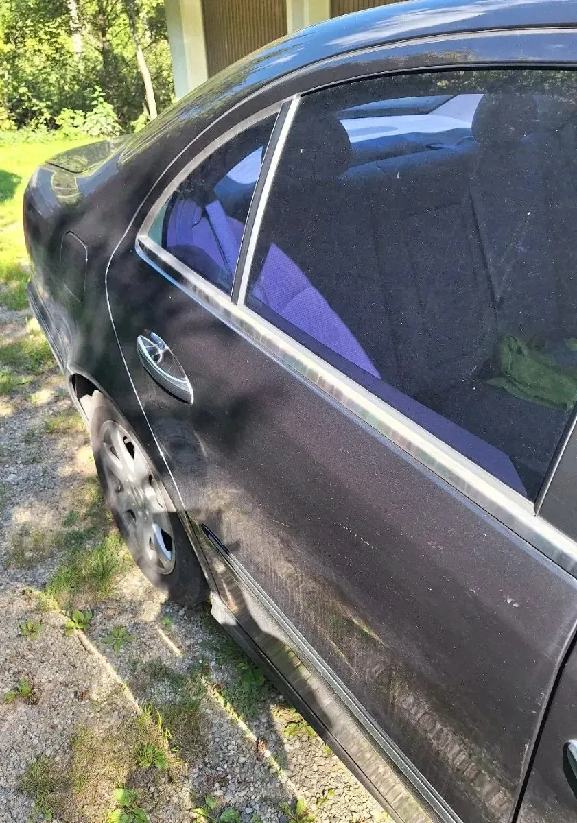Mercedes-Benz E-Class 2005 photo 3