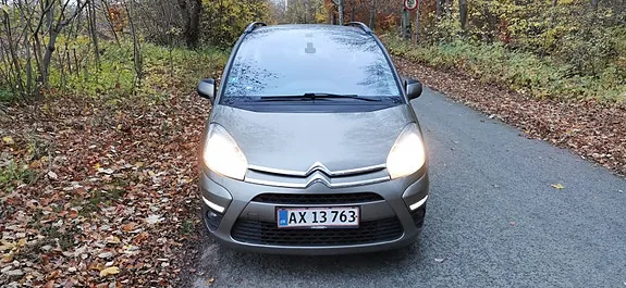 Citroen Grand C4 Picasso 2011 photo 3