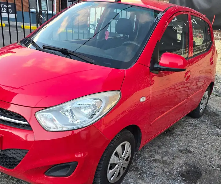 Hyundai I10 2012 photo 2