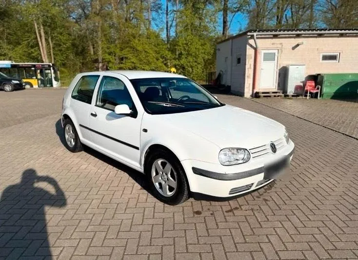 Volkswagen Golf 4