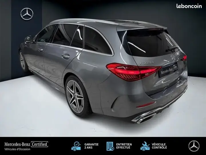 Mercedes-Benz C-Class 2023 photo 3