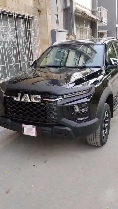 JAC T9