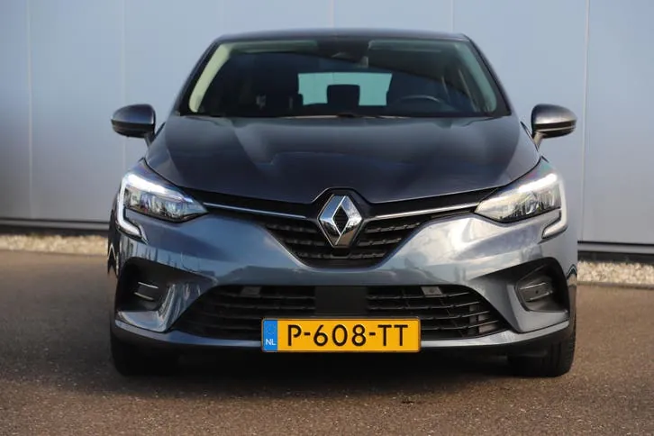 Renault Clio 2022 photo 2