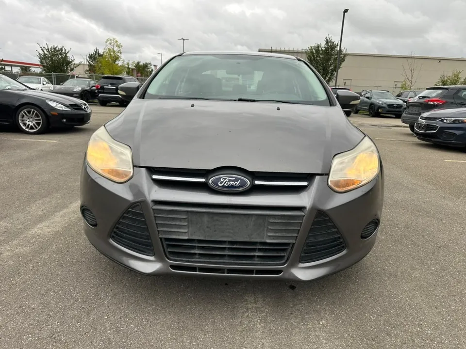 Ford Focus 2013 photo 2