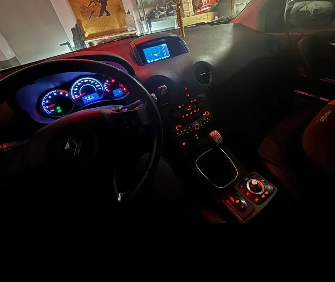 Renault Koleos 2013 photo 2