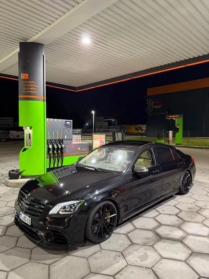 Mercedes-Benz S63 Amg