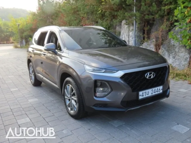 Hyundai Santa Fe 2018 photo 2