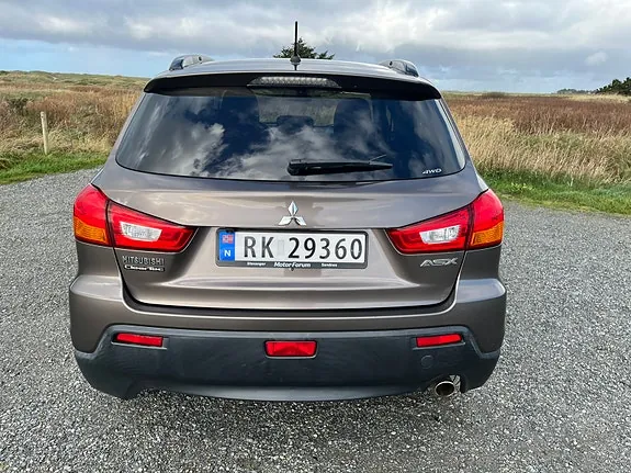 Mitsubishi Asx 2011 photo 4