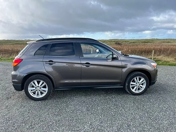 Mitsubishi Asx 2011 photo 3