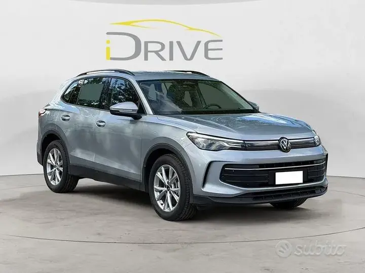 Volkswagen Tiguan 2024 photo 3