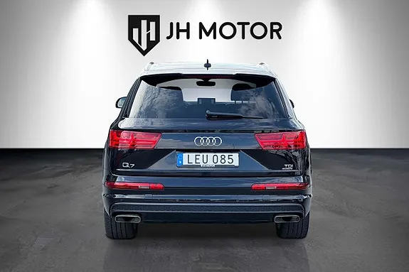 Audi Q7 2016 photo 4