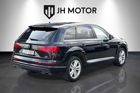 Audi Q7 2016 photo 5