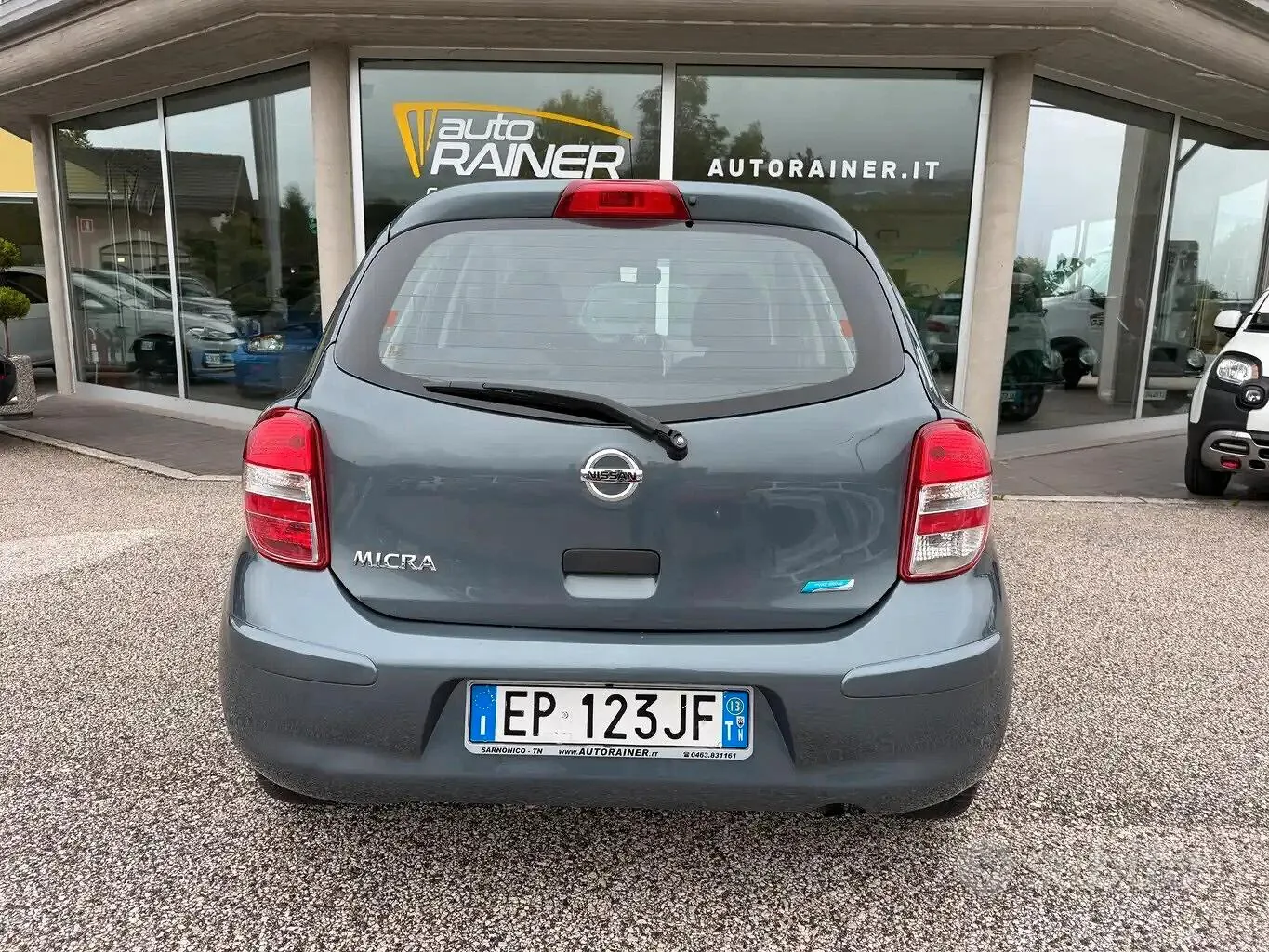 Nissan Micra 2013 photo 5