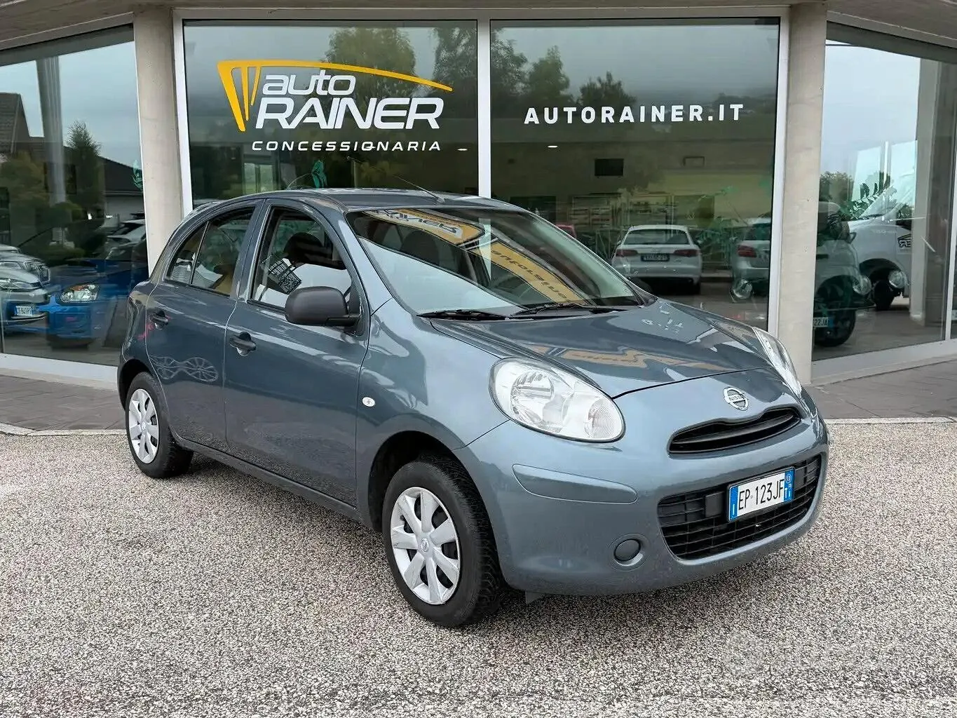 Nissan Micra 2013 photo 3