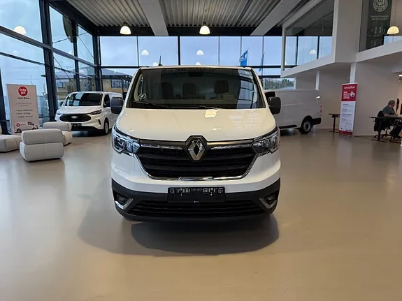 Renault Trafic 2024 photo 2