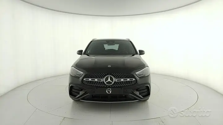 Mercedes-Benz Gla 2026 photo 2