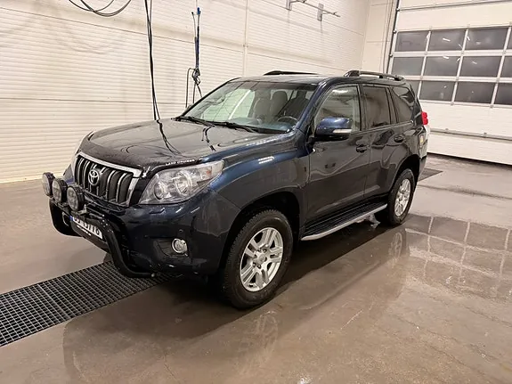 Toyota Land Cruiser 2010 photo 4