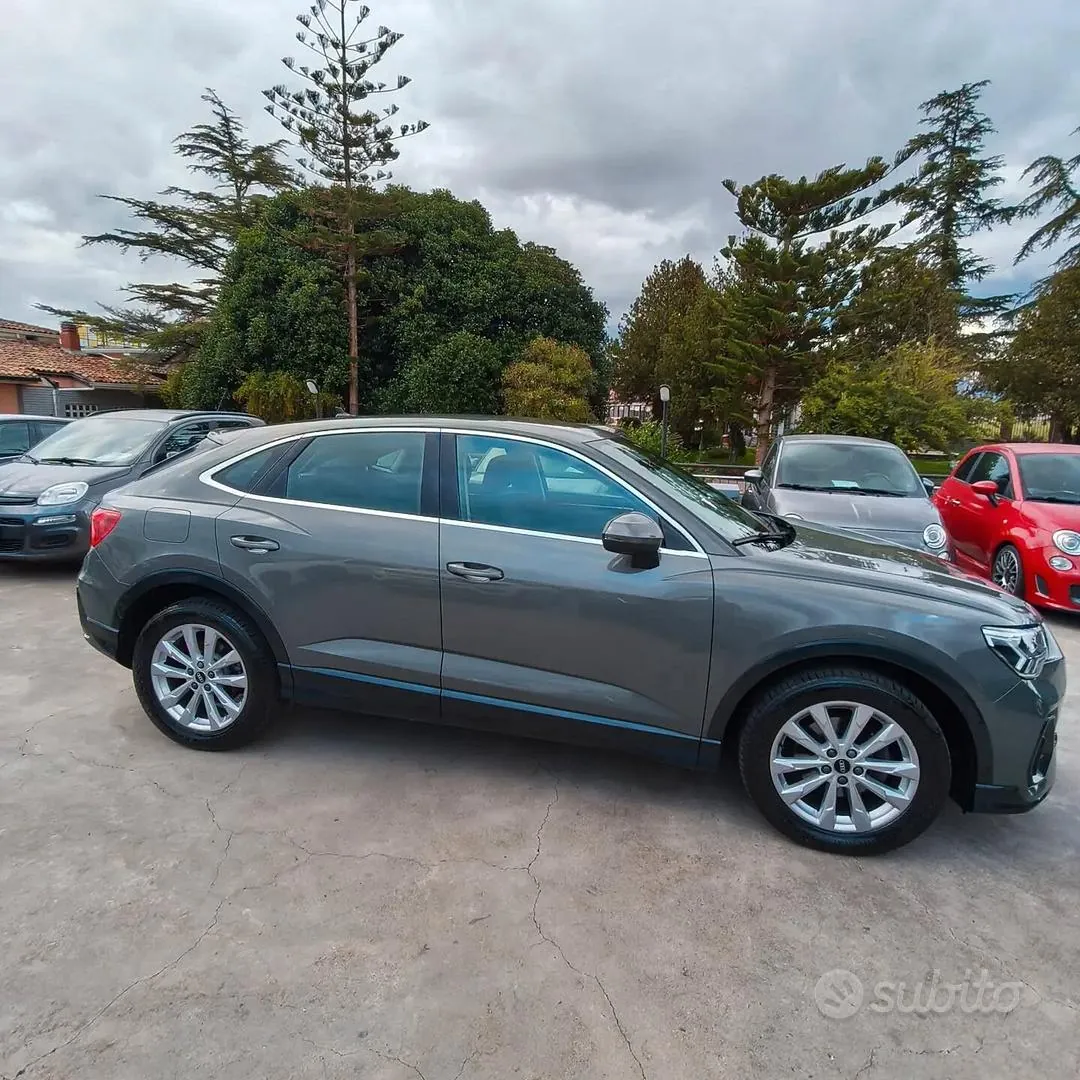 Audi Q3 2021 photo 5
