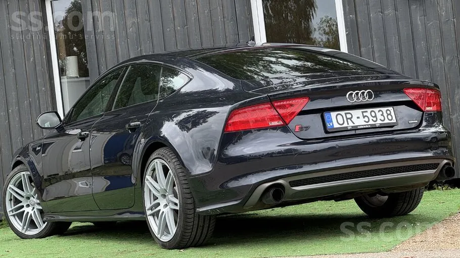 Audi A7 2012 photo 5