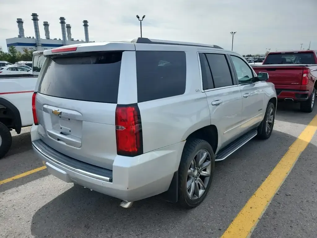 Chevrolet Tahoe 2015 photo 2